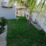 Kairos לינה וארוחת בוקר 3*